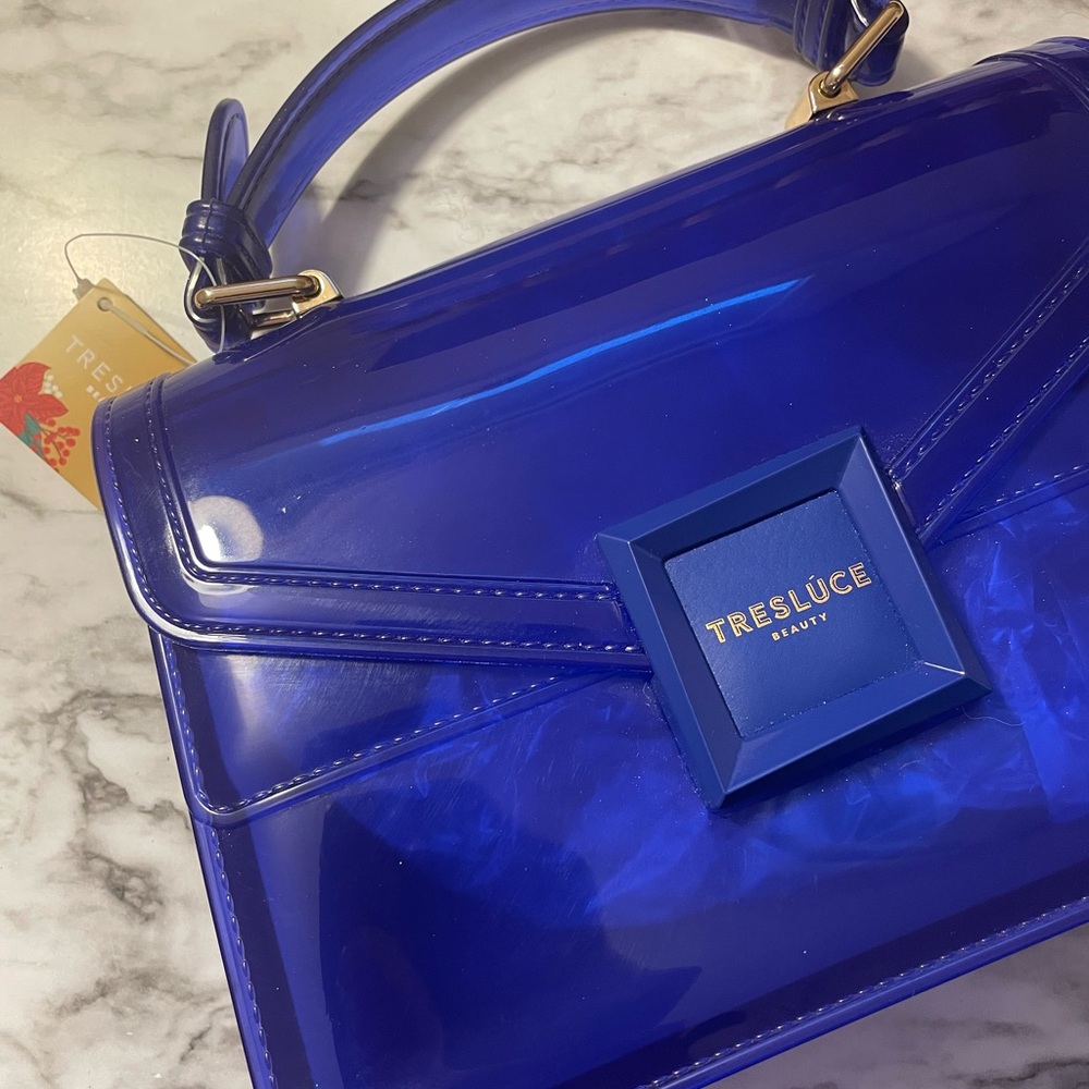 Tresluce Blue Bag